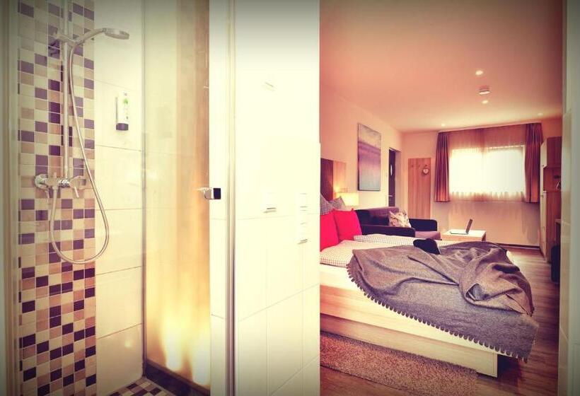 Номер Стандарт Трехместный, Nagel