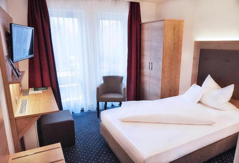 Номер Стандарт Индивидуальный, Poinger Hof