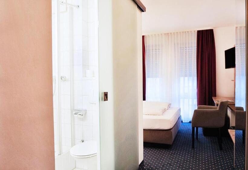 Номер Стандарт, Poinger Hof