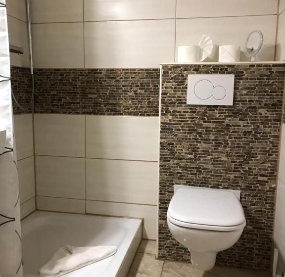 Chambre Triple Standard, Seemeile