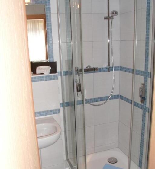 اتاق استاندارد یک نفره, Zum Hanseaten