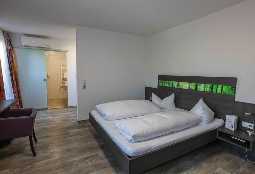Номер Deluxe, Zur Pfalz
