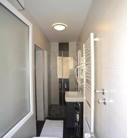 Standard Yhden Hengen Huone, Landhotel Kussmann