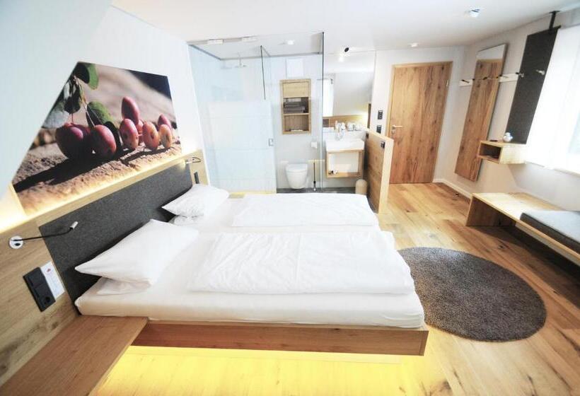 スタンダードルーム, Waldvogel