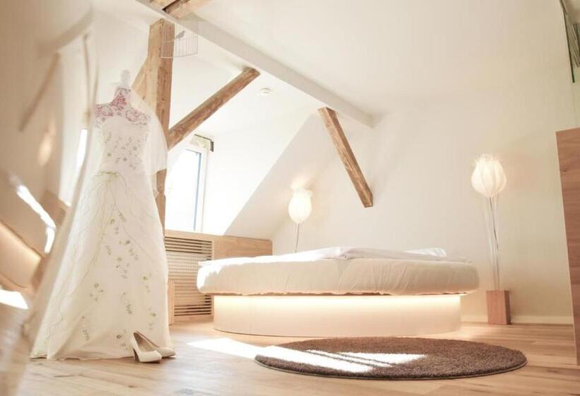 패밀리 스위트, Waldvogel