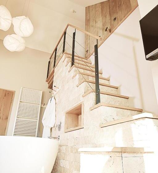 スイート（家族用）, Waldvogel