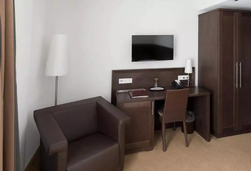 اتاق استاندارد یک نفره, Restaurant & Hotel Engelkeller