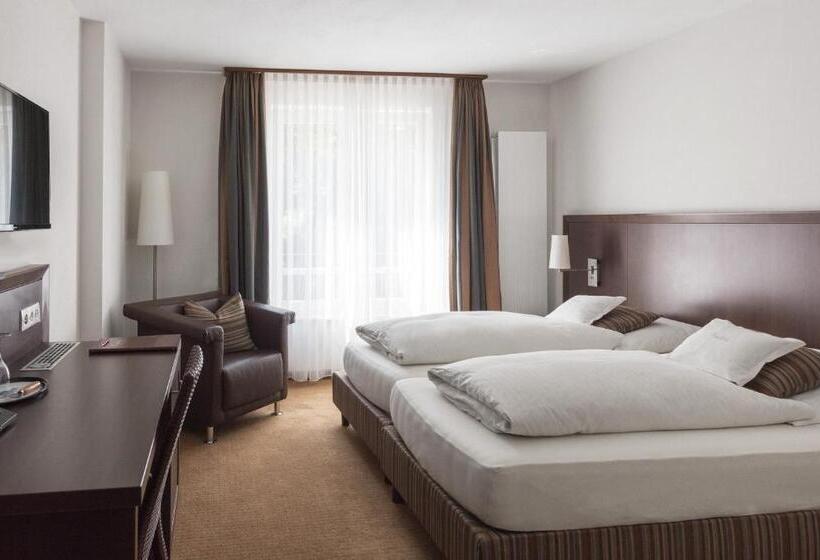Номер Стандарт, Restaurant & Hotel Engelkeller