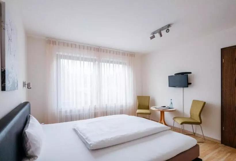 Standard Yhden Hengen Huone, Restaurant & Landhotel Winter