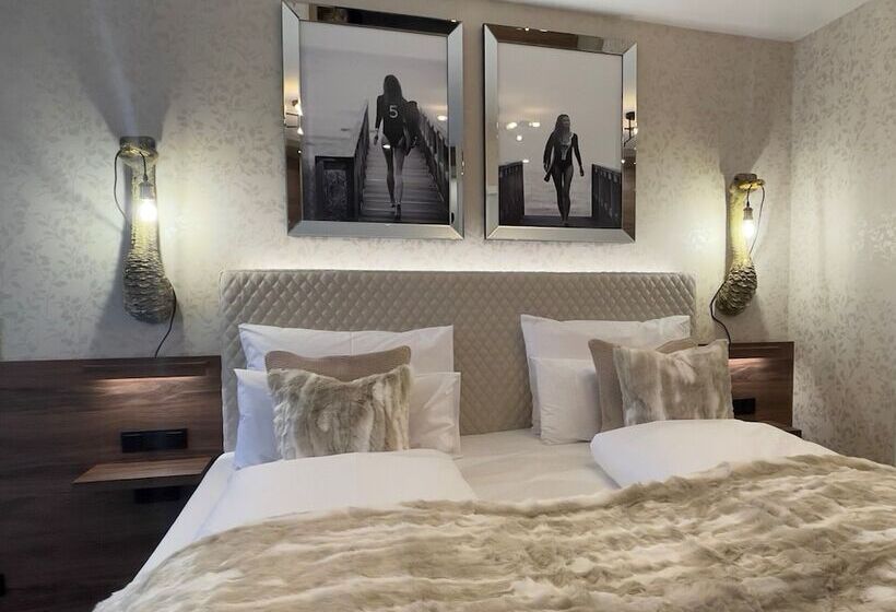 标准间, Block Hotel & Living