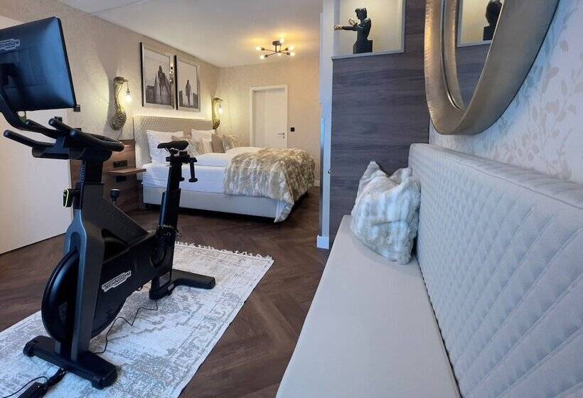 标准间, Block Hotel & Living