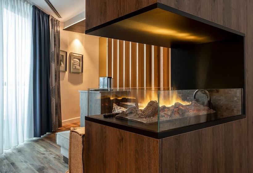 小型套房, Block Hotel & Living