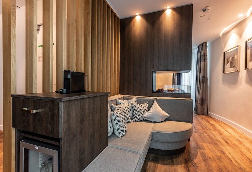 小型套房, Block Hotel & Living