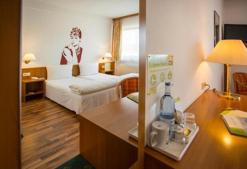 Номер Стандарт, Amerika