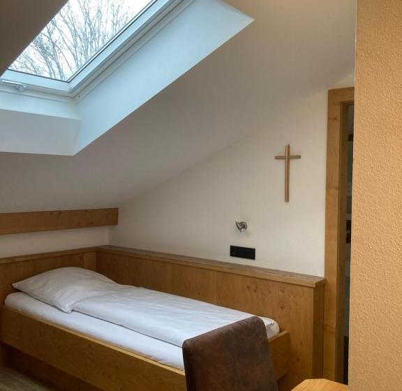 스탠다드 싱글 룸, Beim Huber In Linden