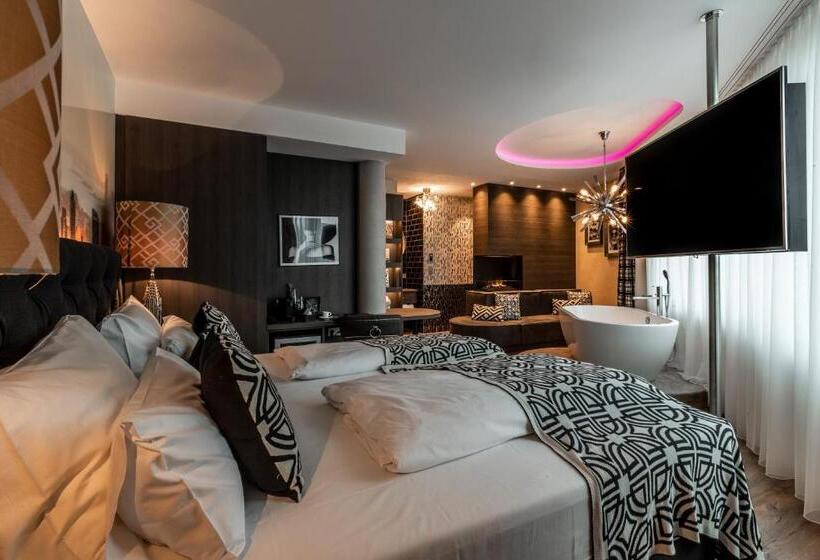 豪华房间, Block Hotel & Living