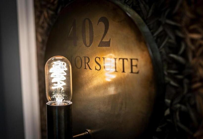 小型套房, Block Hotel & Living