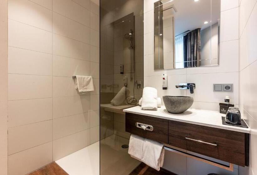 小型套房, Block Hotel & Living