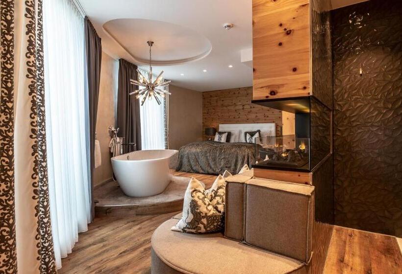 Номер Deluxe, Block Hotel & Living