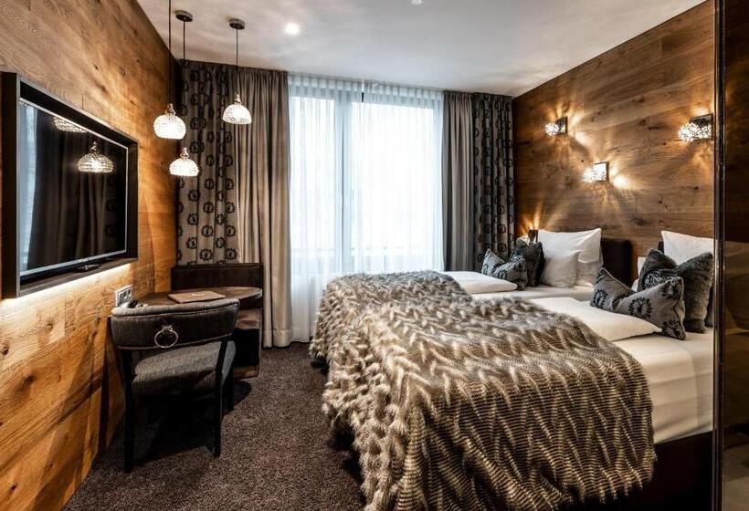 标准间, Block Hotel & Living