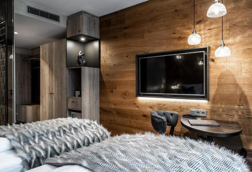 标准间, Block Hotel & Living