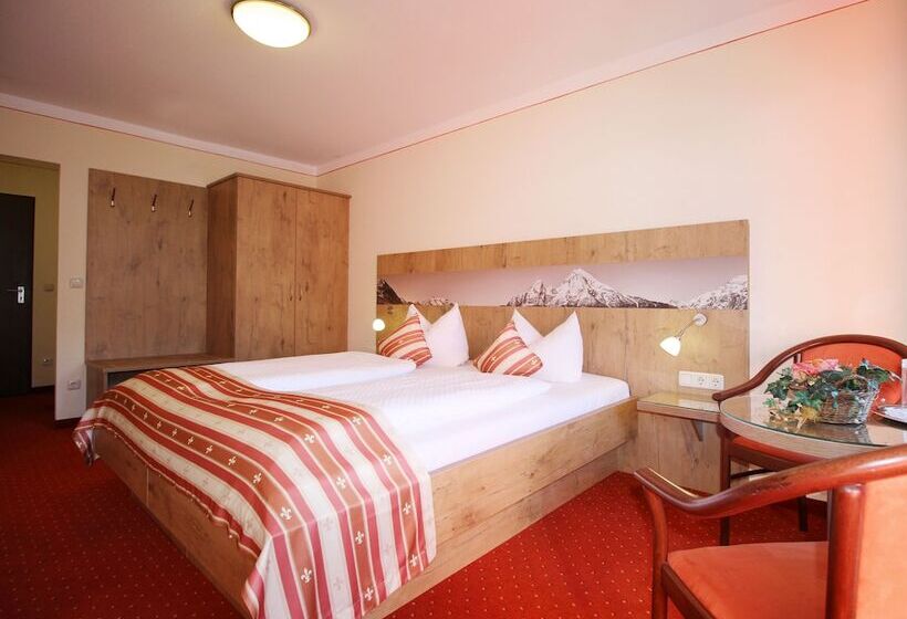 스탠다드 트리플 룸, Alpenhotel Brennerbascht