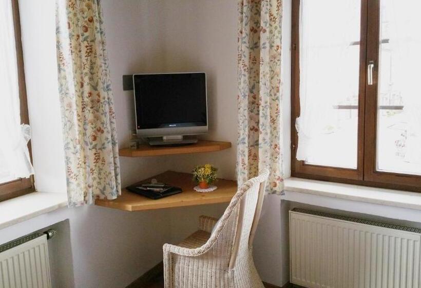 غرفة قياسية, Drei Mohren