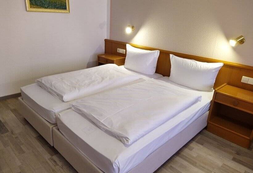 Quarto Economy, Faller