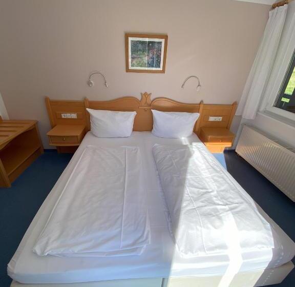 Suite com Varanda, Faller