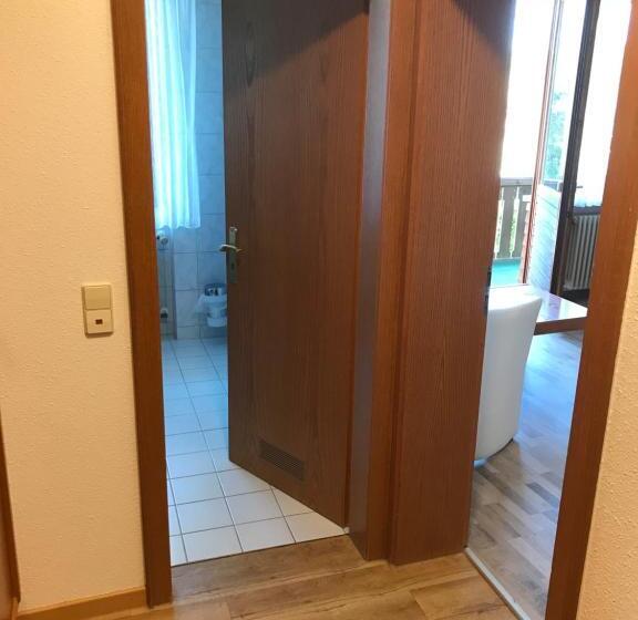 Quarto Estandar com Sacada, Faller