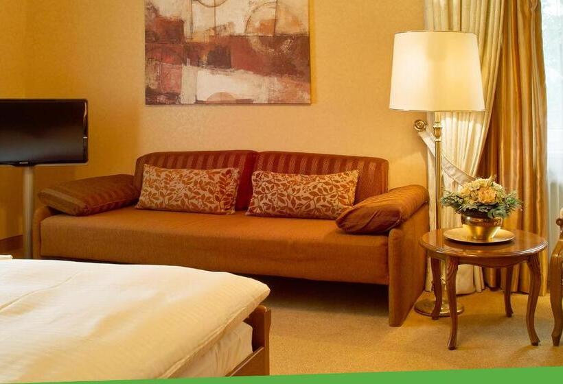 スタンダードルーム, Falter