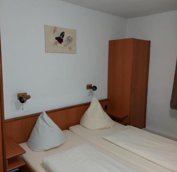 Quarto Estandar Individual, Gasthof Zur Krone