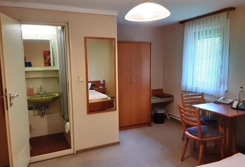 Номер Стандарт, Gasthof Zur Krone