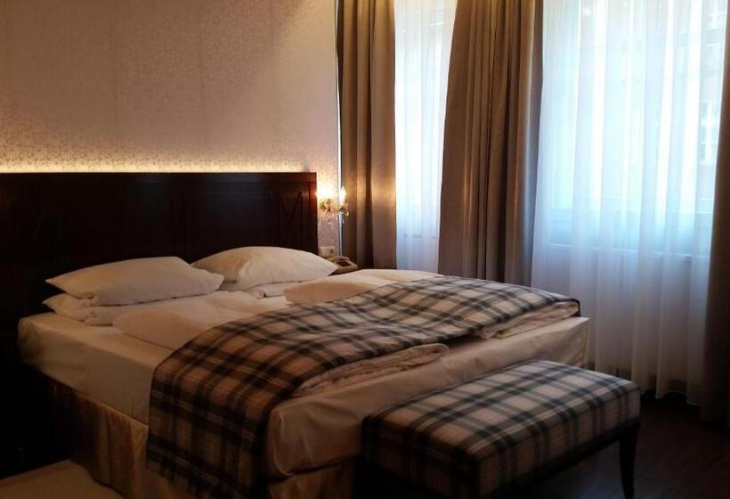 Junior Suite, Graupner