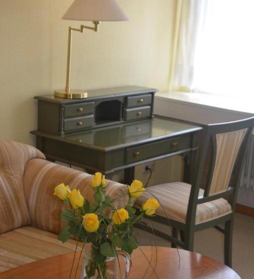 Junior Suite, Graupner