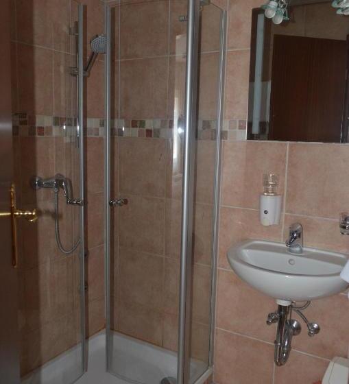 Junior Suite, Graupner