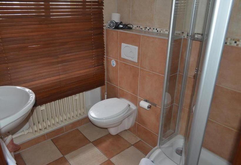 Junior Suite, Graupner