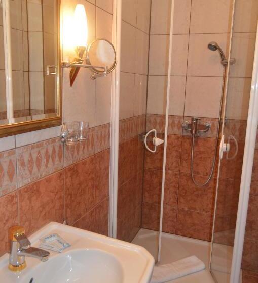 Junior Suite, Graupner