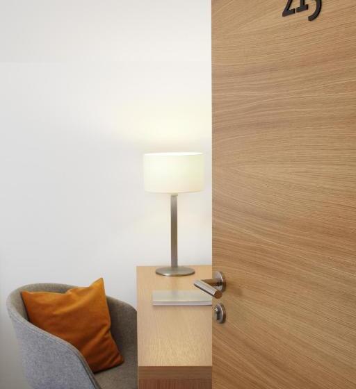 Standard Egyágyas Szoba, Hiller In Abstatt