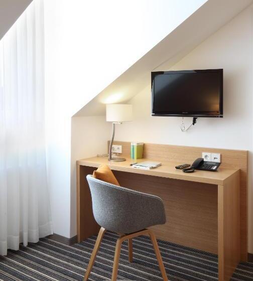 Standard Egyágyas Szoba, Hiller In Abstatt