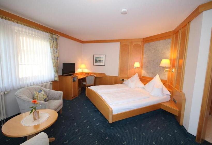 Номер Комфорт, Restaurant Hirsch