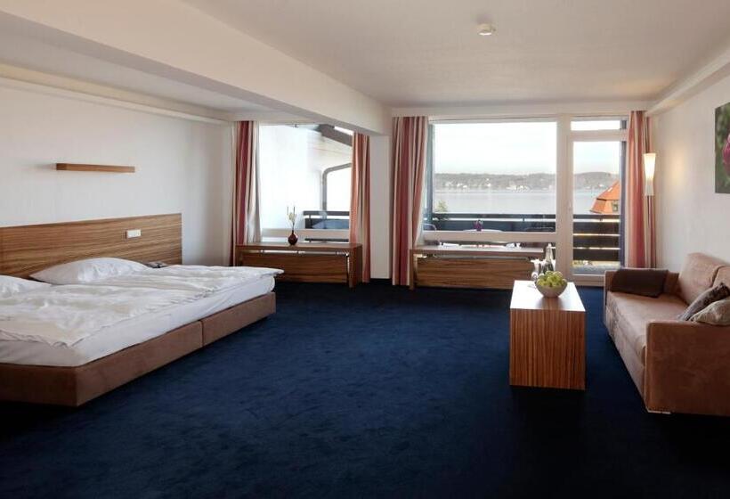 Номер Стандарт Вид на Озеро, Schloss Berg