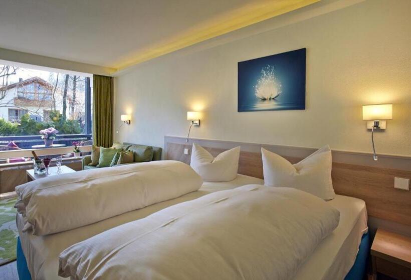 Номер Стандарт, Schloss Berg