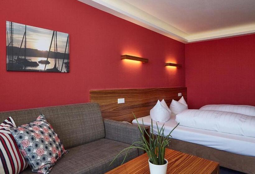 Номер Стандарт, Schloss Berg