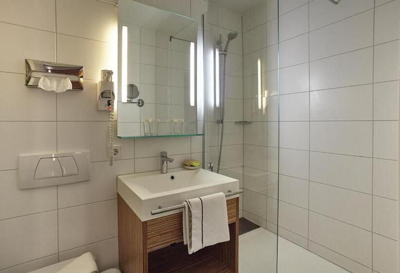 Номер Стандарт Вид на Озеро, Schloss Berg