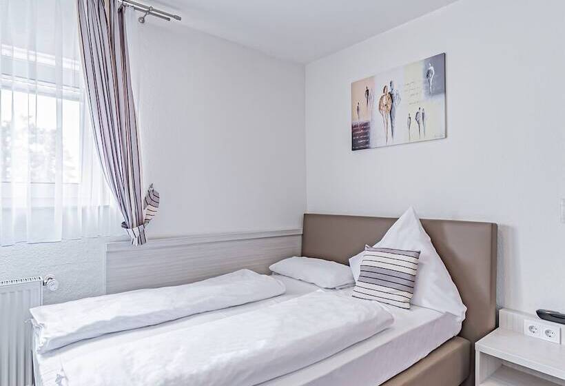 Quarto Estandar Individual, Tannenblick