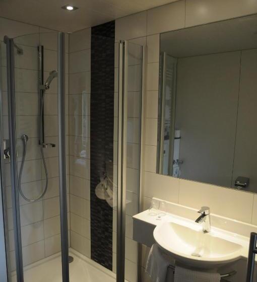 スタンダードルーム, Vierjahreszeiten