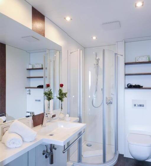 コンフォートルーム, Vierjahreszeiten