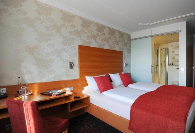 コンフォートルーム, Vierjahreszeiten