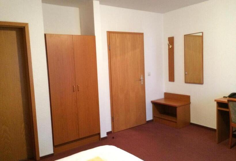 اتاق استاندارد, Zur Krone